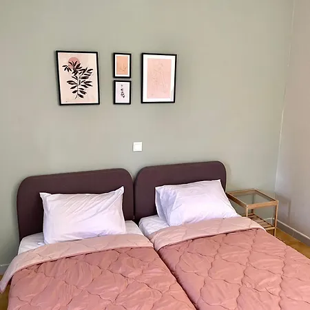 Elena's Aparthotel 3*