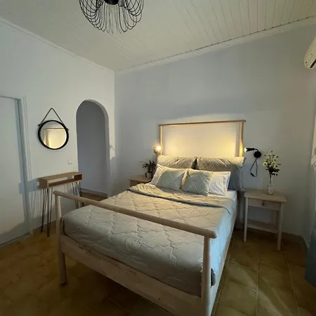 Elena's Apart-hotel Perivólion
